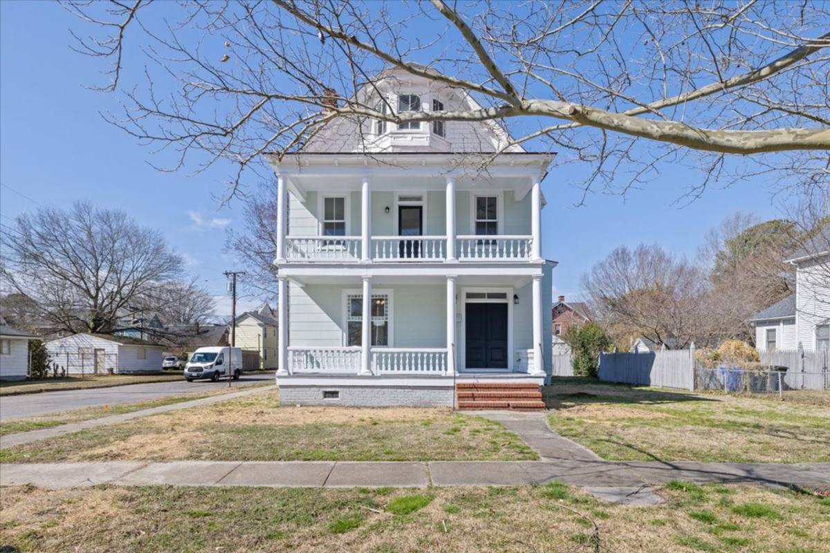Apartment for rent at 258 Maryland Ave, Portsmouth, VA 23707