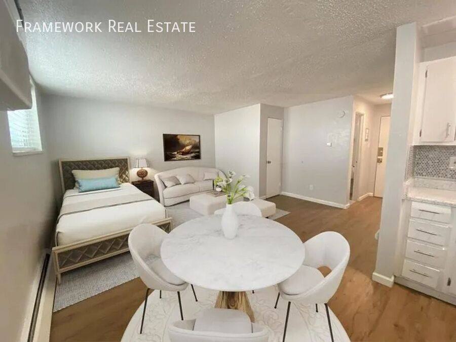 Apartment for rent at 1400 Moline St #203, Aurora, CO 80010