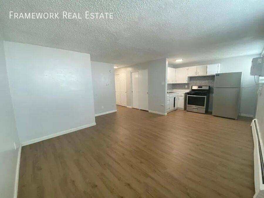 Apartment for rent at 1400 Moline St #203, Aurora, CO 80010