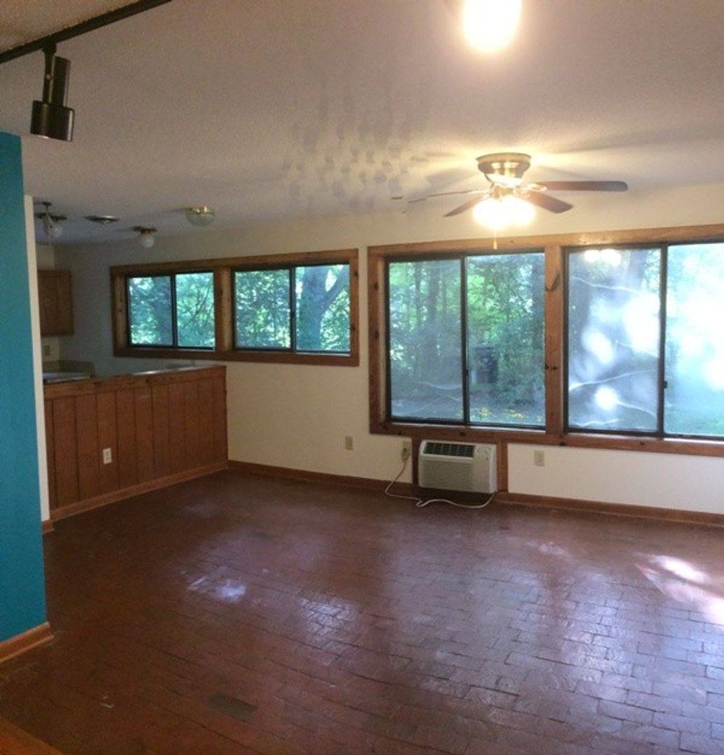 Apartment for rent at 106 Pleasant Dr, Carrboro, NC 27510