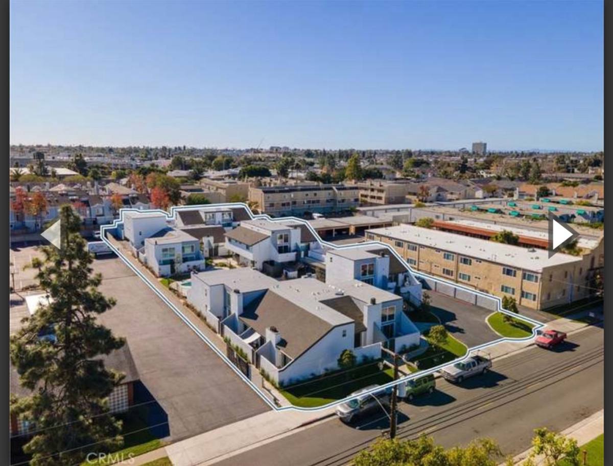 Apartment for rent at 283 Avocado St, Costa Mesa, CA 92627