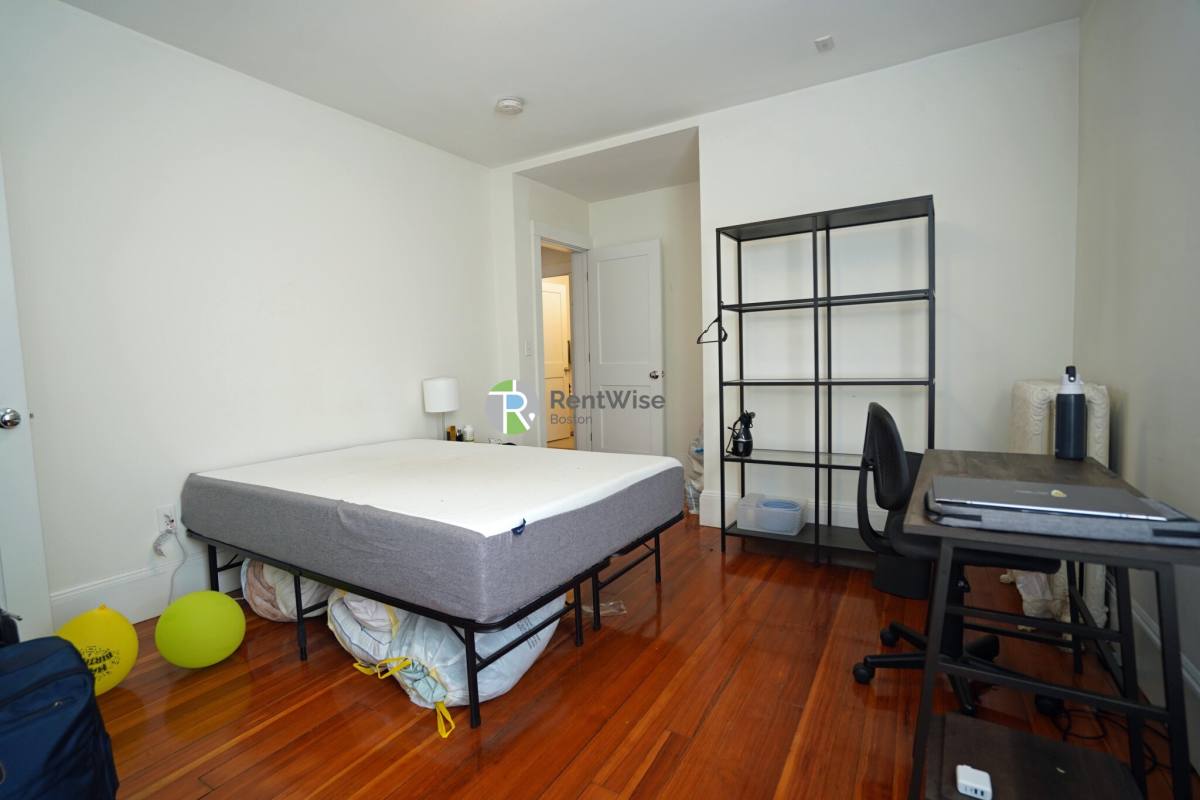 Apartment for rent at 83 Harvard St #29, Brookline, MA 02446
