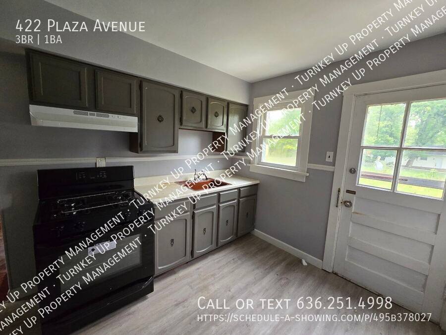 House for rent at 422 Plaza Ave, Saint Louis, MO 63135