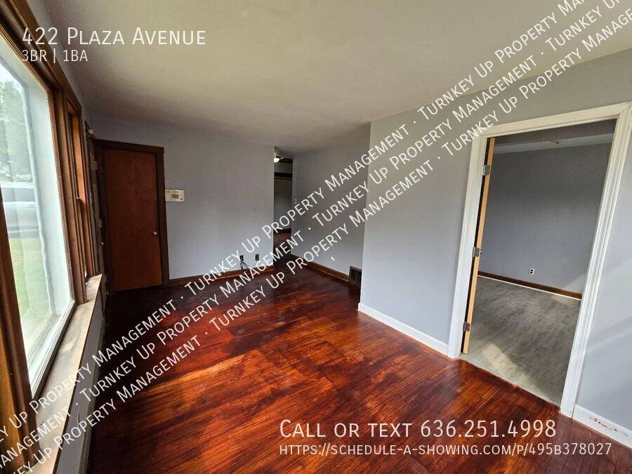 House for rent at 422 Plaza Ave, Saint Louis, MO 63135