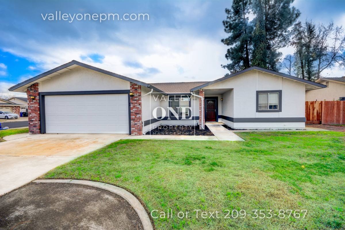House for rent at 2232 Ridgeway Dr, Ceres, CA 95307