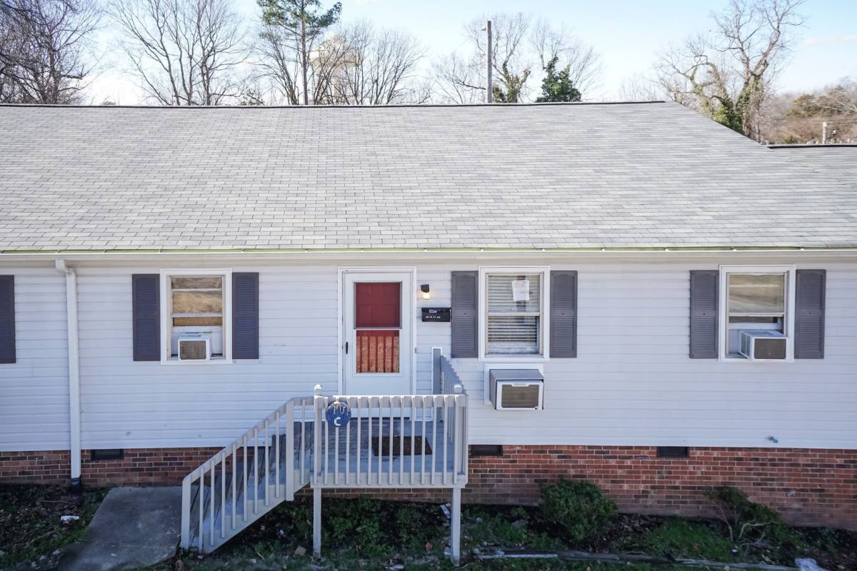 Apartment for rent at 10 Cates Ave, Thomasville, NC 27360