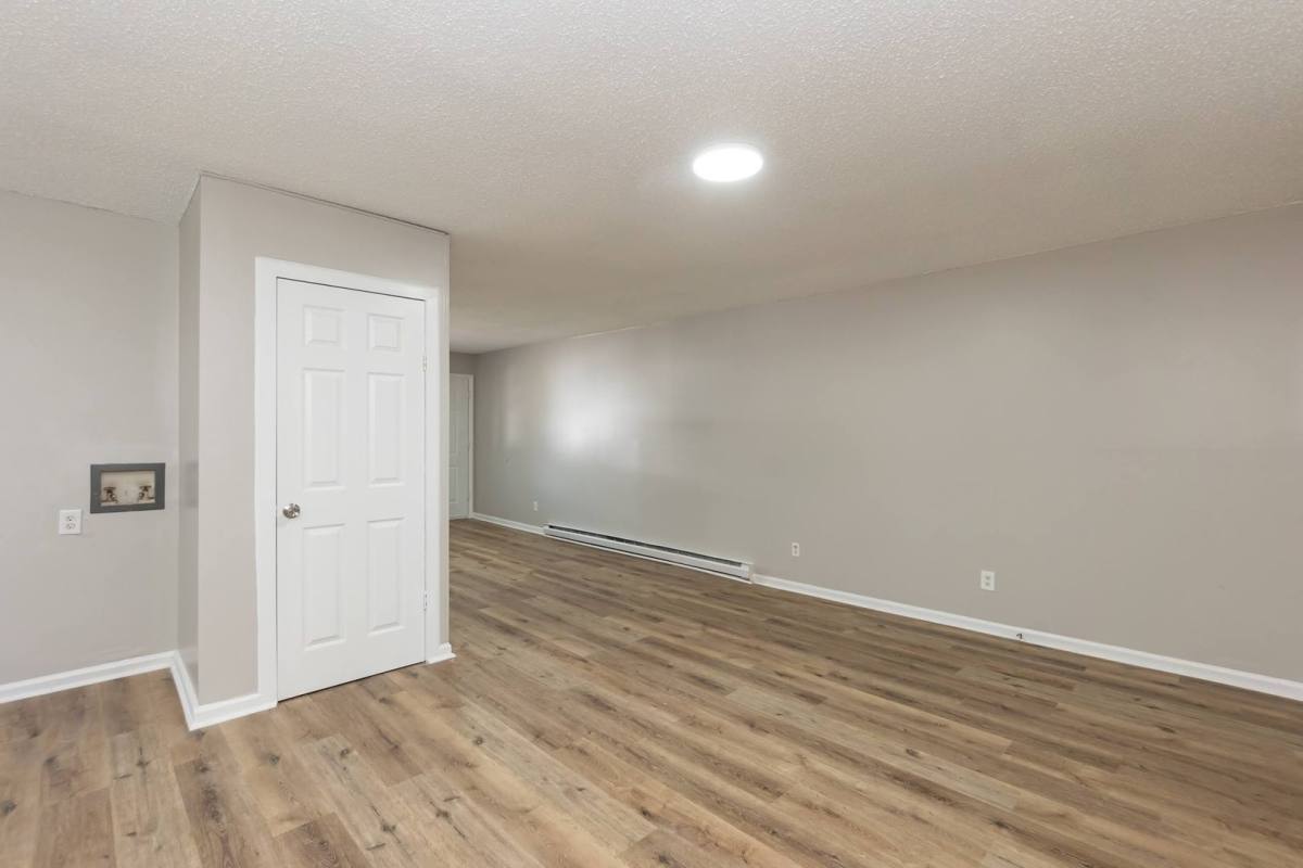 Apartment for rent at 10 Cates Ave, Thomasville, NC 27360