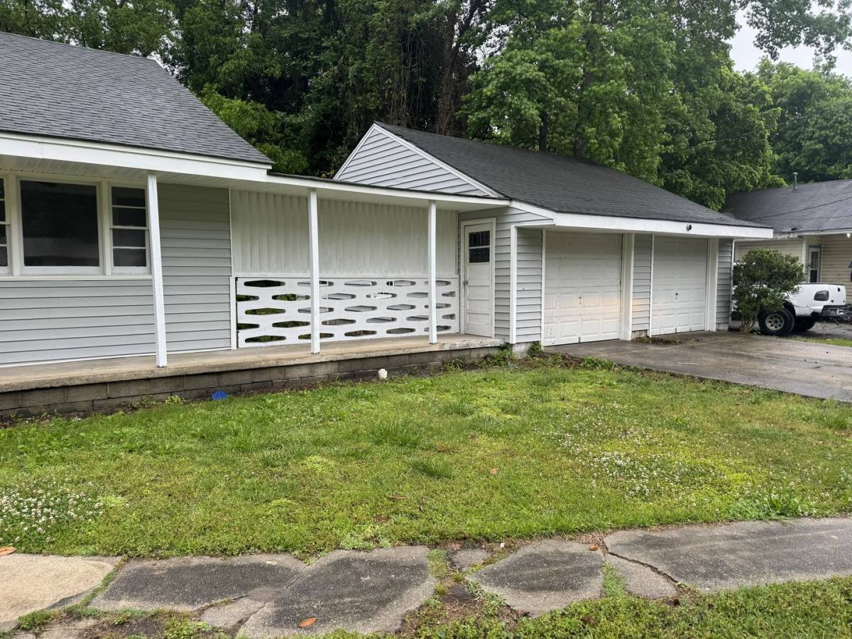 House for rent at 206 Charles St, Havelock, NC 28532