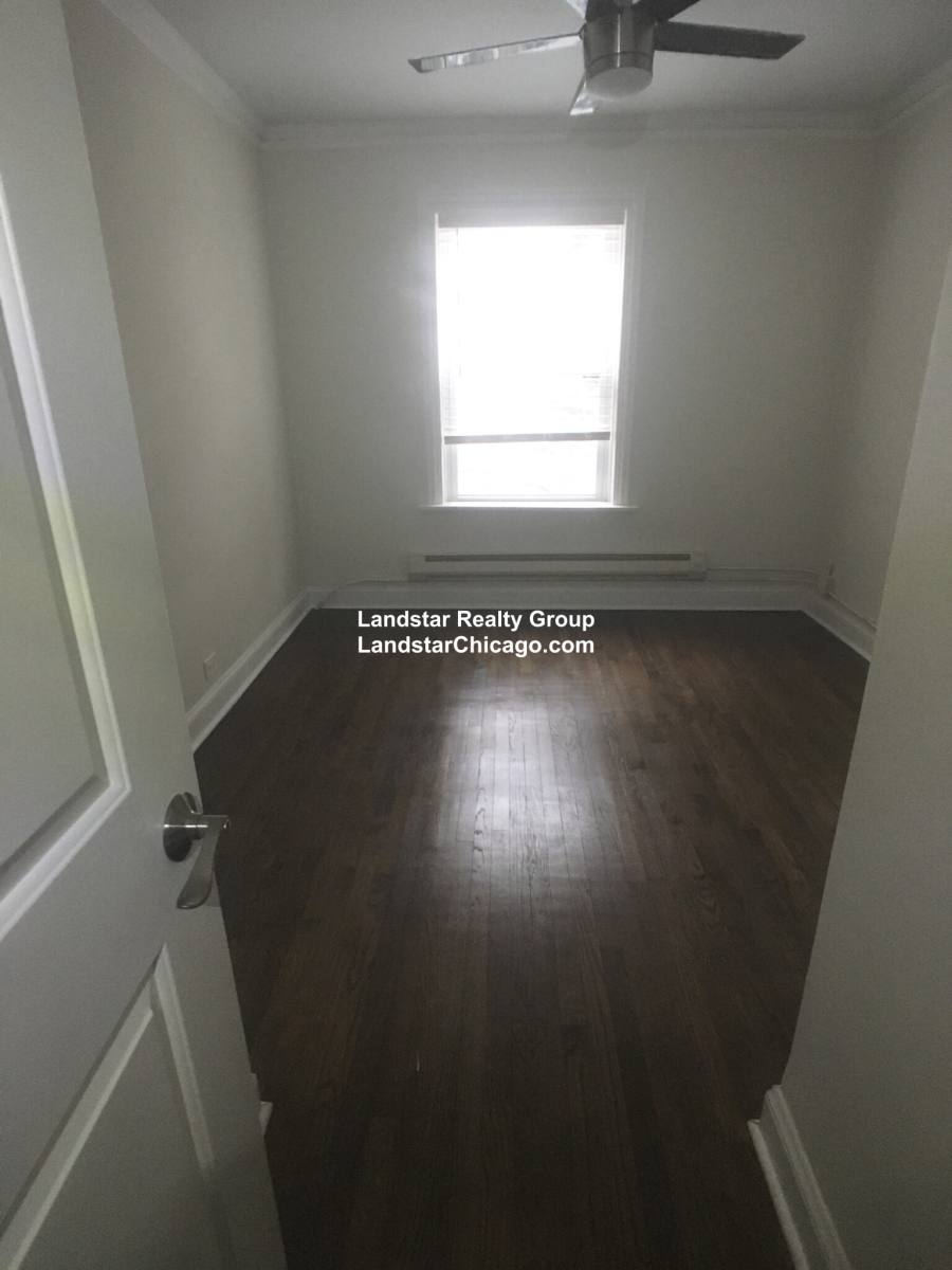 Apartment for rent at 918 Green Bay Rd #2D, Winnetka, IL 60093