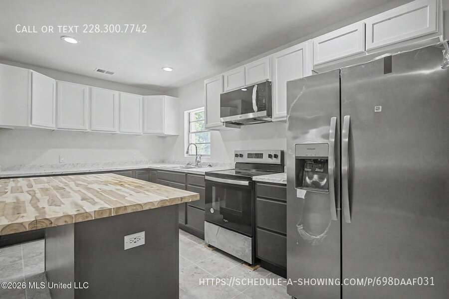 Apartment for rent at 9424 Daisy Vestry Rd #2, Biloxi, MS 39532
