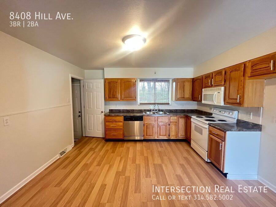 House for rent at 8408 Hill Ave, Saint Louis, MO 63121