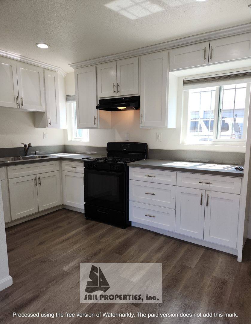 Apartment for rent at 2666 Atlantic Ave, Long Beach, CA 90806