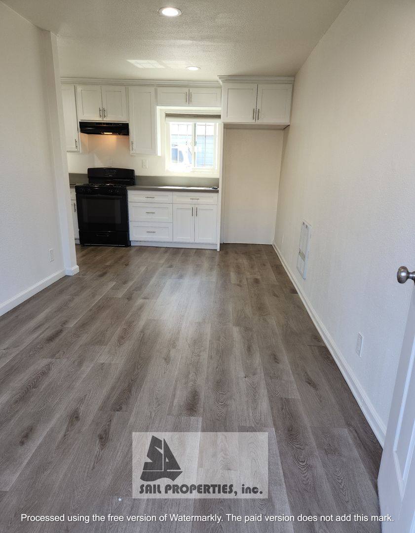 Apartment for rent at 2666 Atlantic Ave, Long Beach, CA 90806