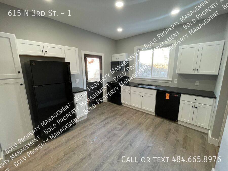 Apartment for rent at 615 N 3rd St #1, Pottsville, PA 17901