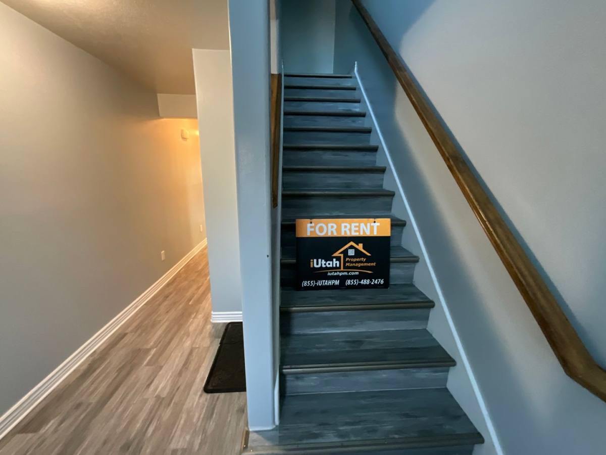 Townhouse for rent at 1064 16th St, Ogden, UT 84404