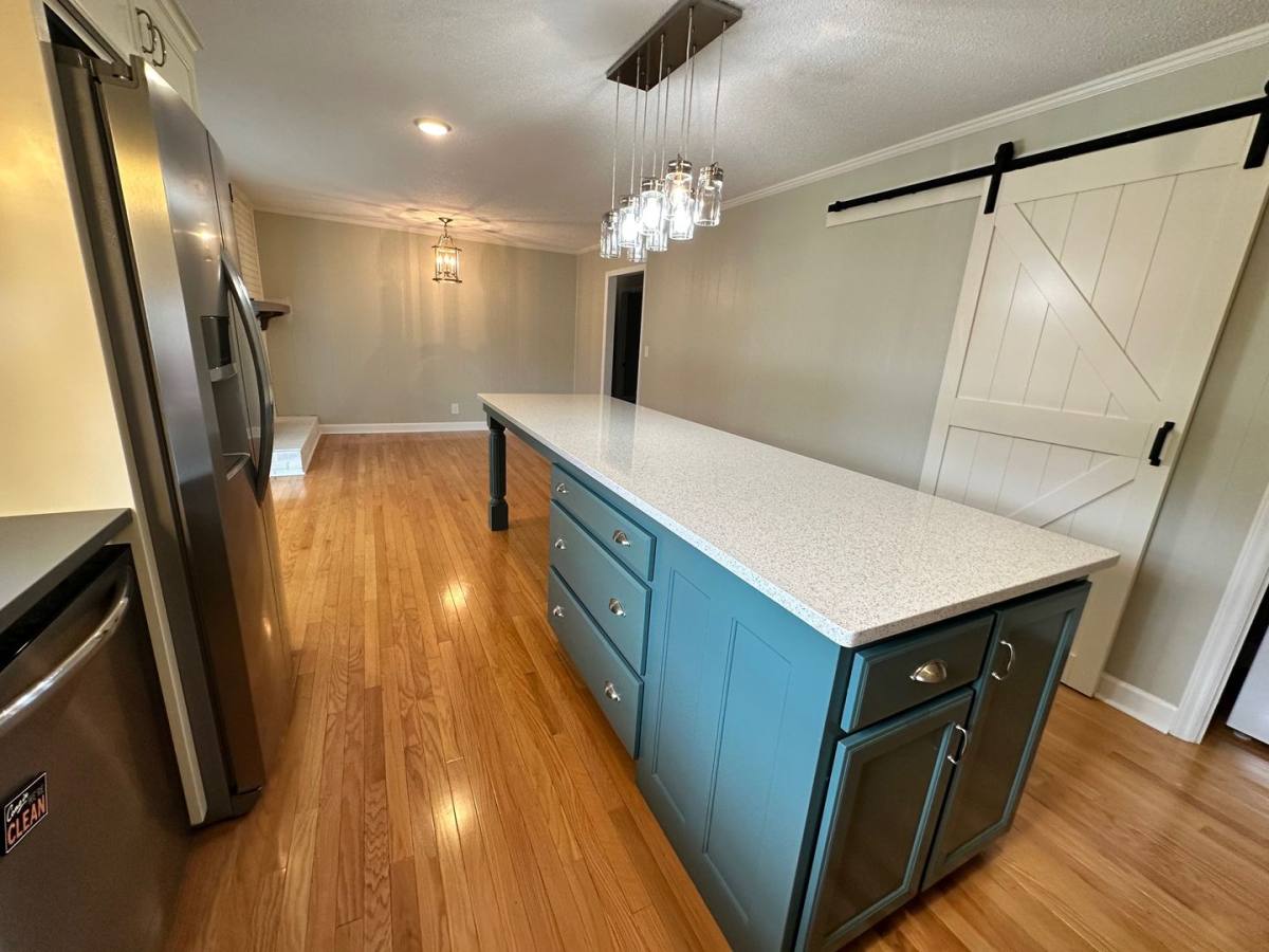 House for rent at 204 N Oak Grove Extension, Millers Creek, NC 28651