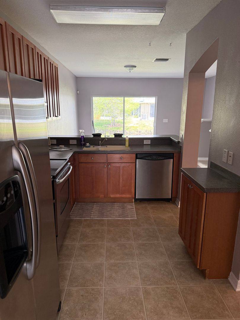 Townhouse for rent at 16344 Swan View Circle, Odessa, FL 33556