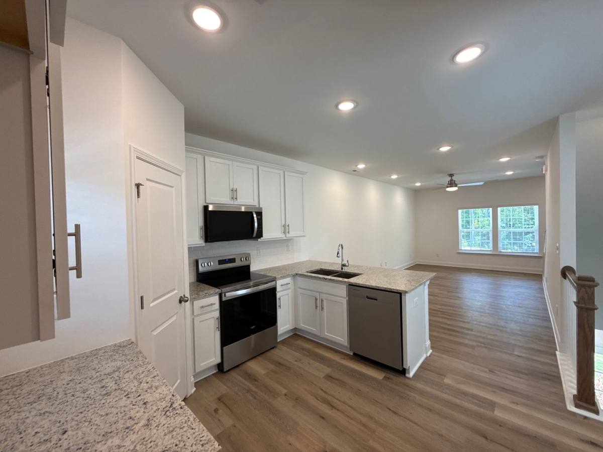 Townhouse for rent at 3220 Butler Hill Dr, Matthews, NC 28105