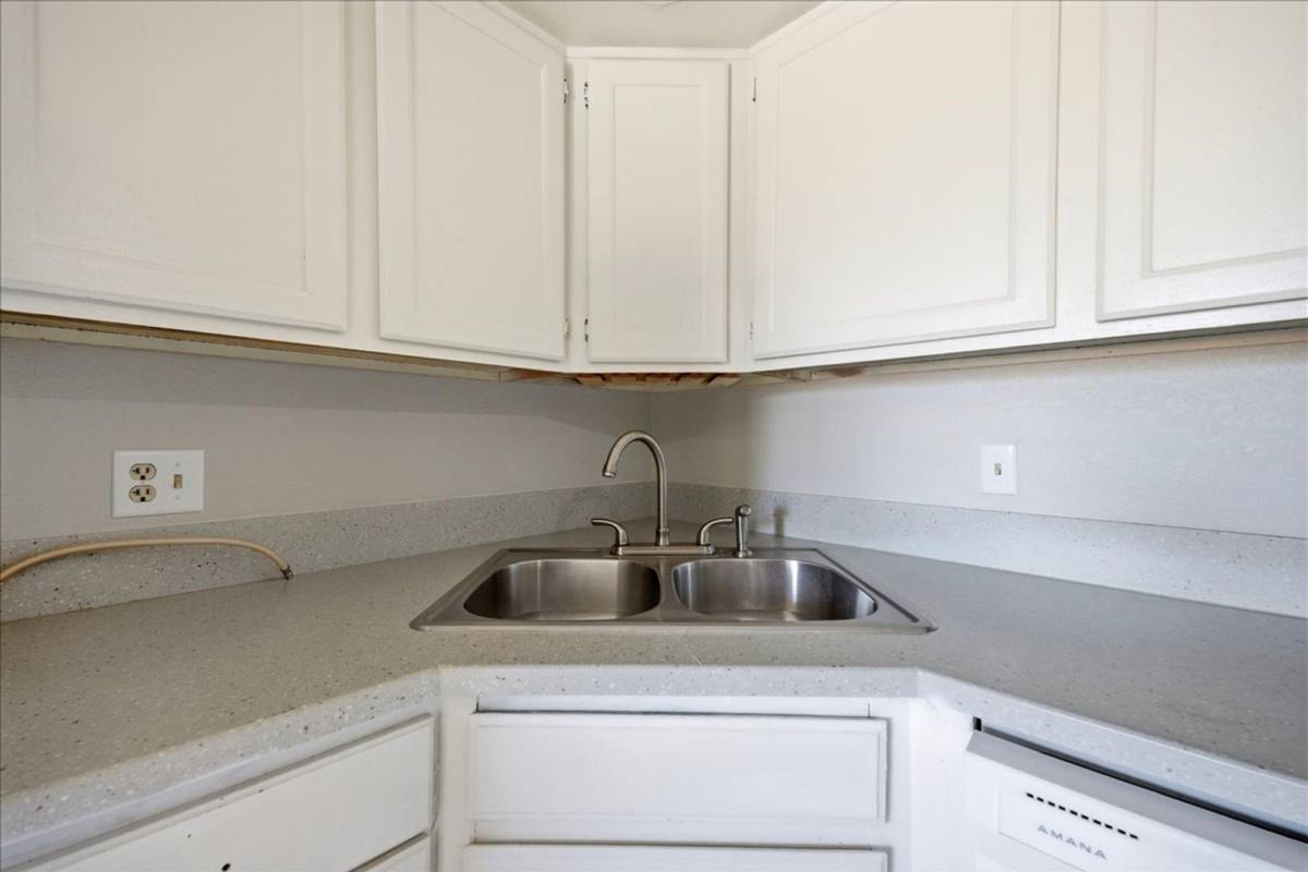 Apartment for rent at 41995 Cambridge Ave, Indio, CA 92203