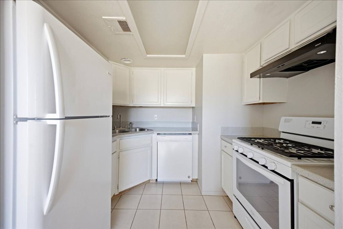 Apartment for rent at 41995 Cambridge Ave, Indio, CA 92203