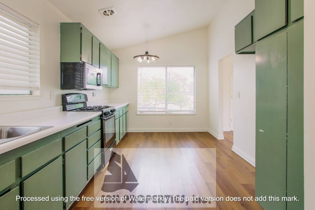 House for rent at 8461 Lomond Dr, Huntington Beach, CA 92646