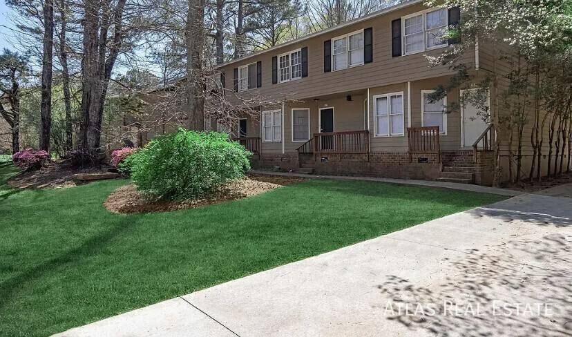 Apartment for rent at 40012 Lexington Heights #400, Athens, GA 30605