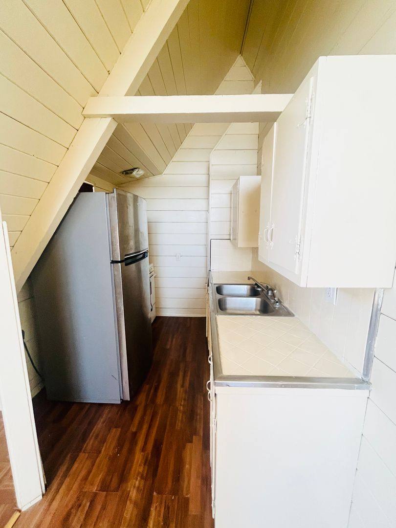 Apartment for rent at 25563 W Main St, Barstow, CA 92311