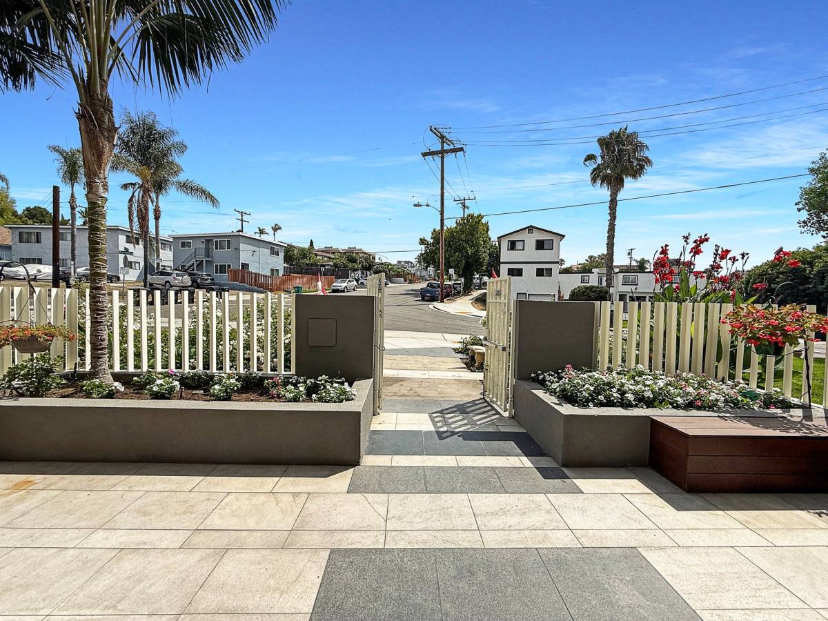 Apartment for rent at 3810 Wabash Ave, San Diego, CA 92104