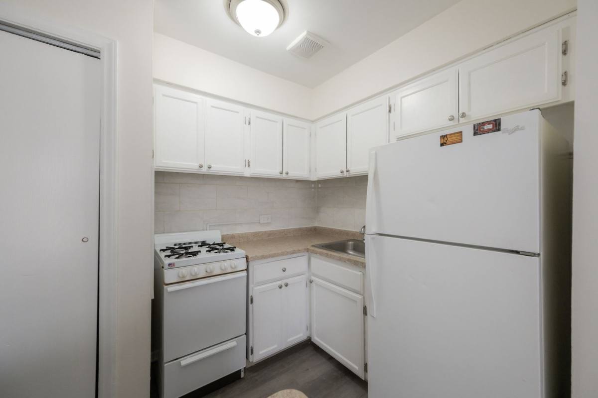 Apartment for rent at 15301-16 Knox Ave, Oak Forest, IL 60452