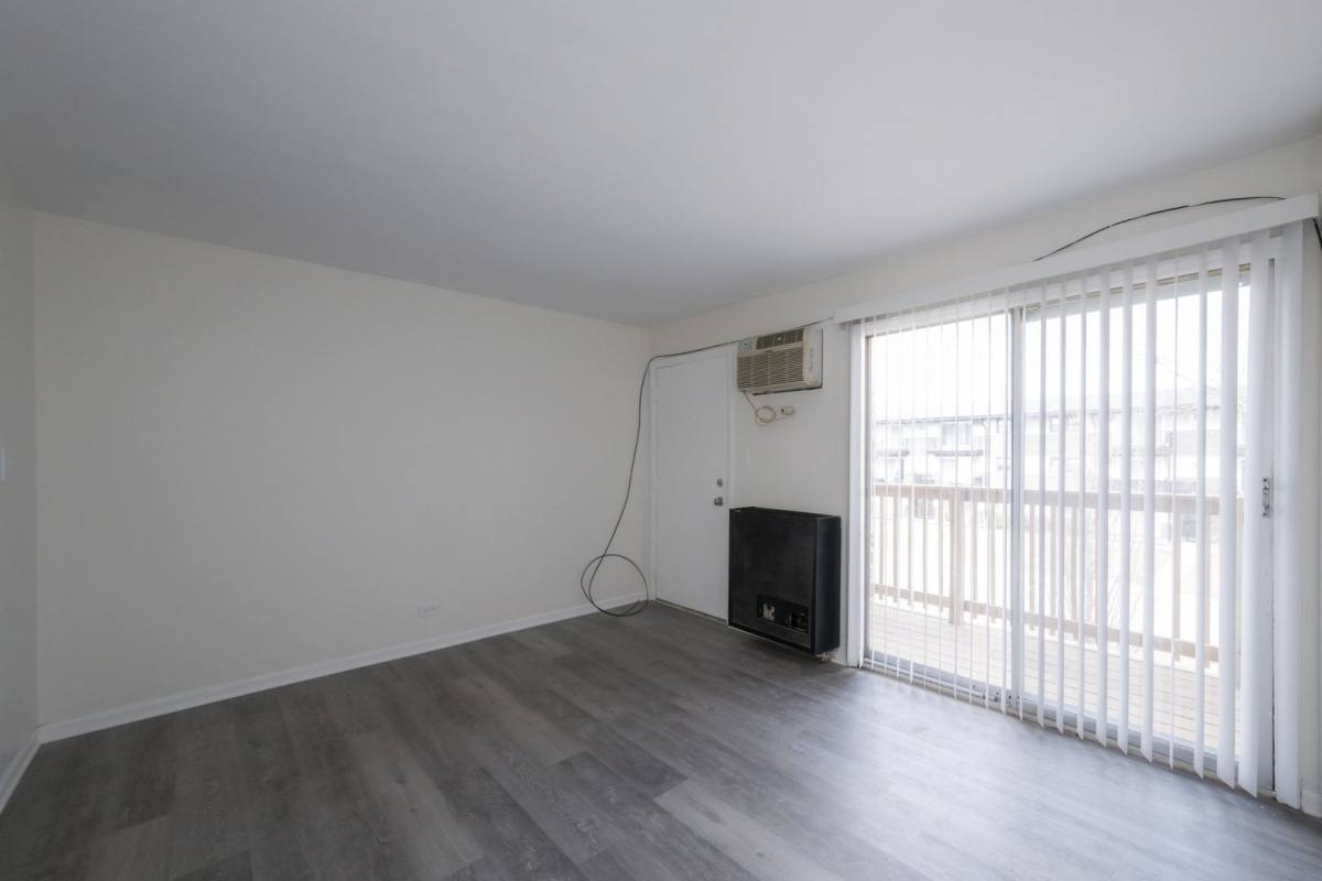 Apartment for rent at 15301-16 Knox Ave, Oak Forest, IL 60452