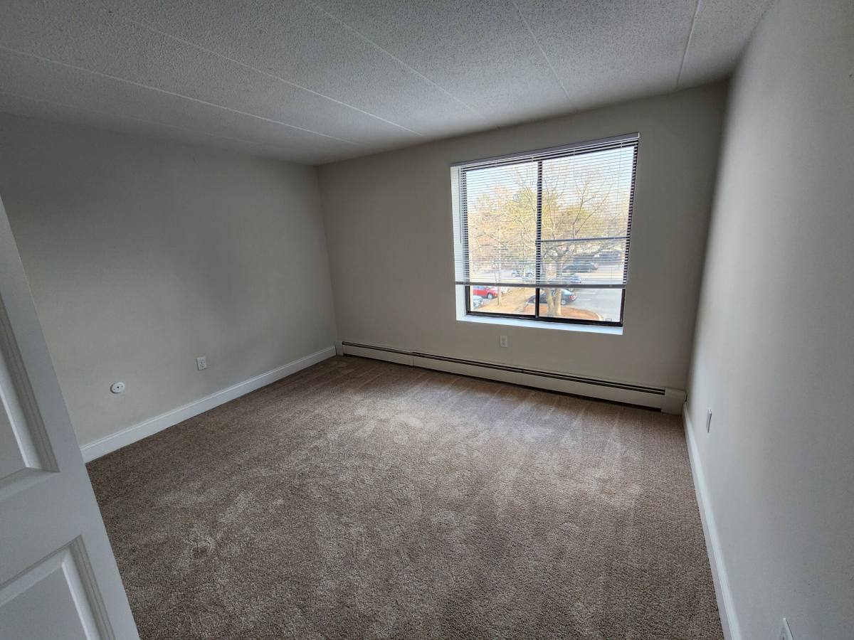 Apartment for rent at 1030 Southern Artery, Quincy, MA 02169