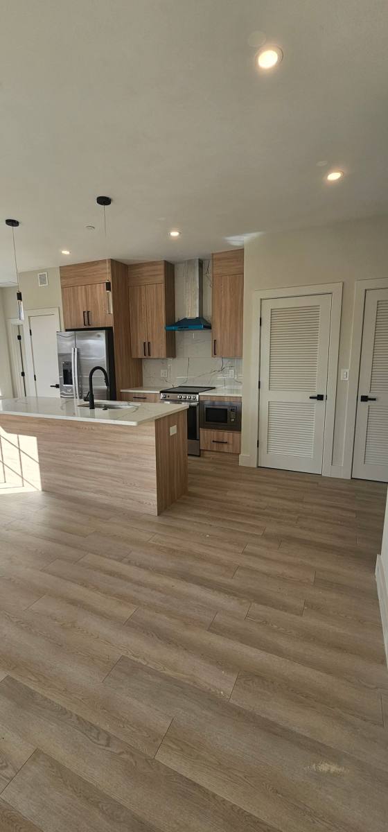 Apartment for rent at 160 Washington St, Reading, MA 01867