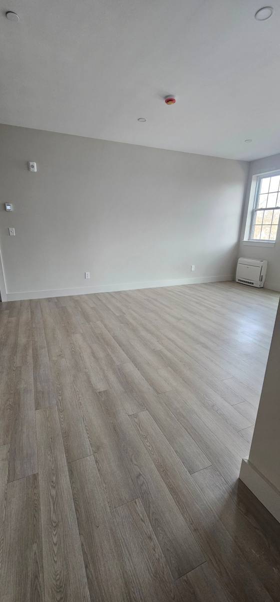 Apartment for rent at 160 Washington St, Reading, MA 01867