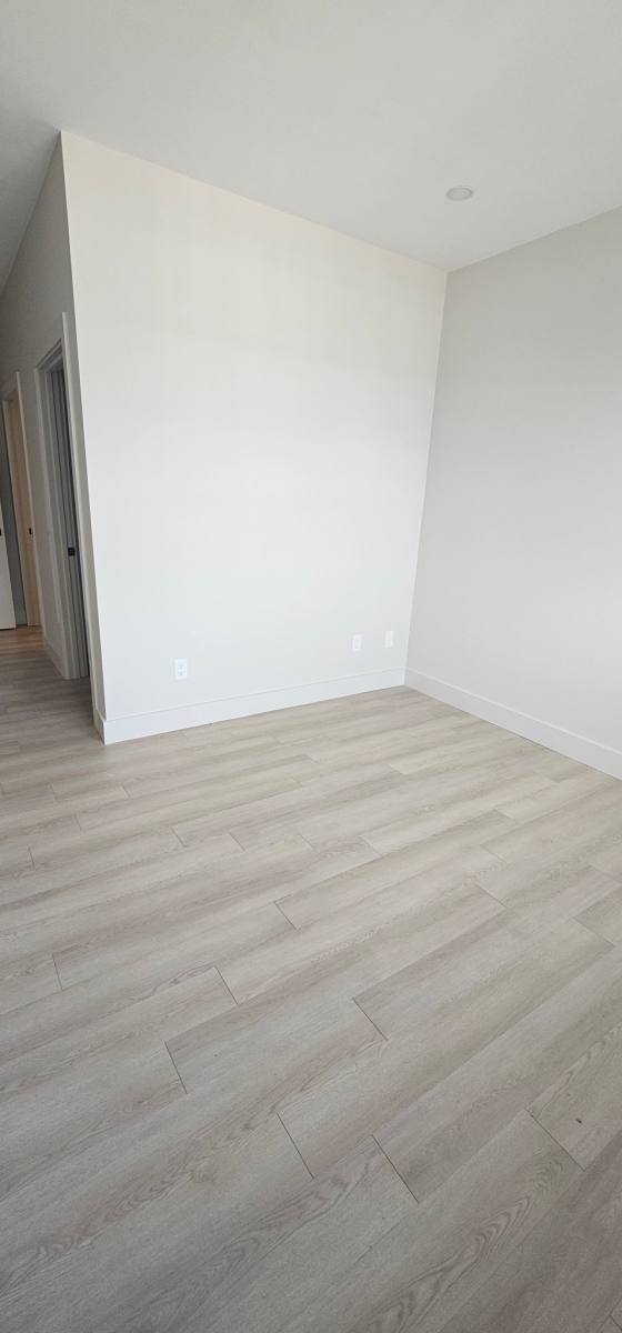 Apartment for rent at 160 Washington St, Reading, MA 01867