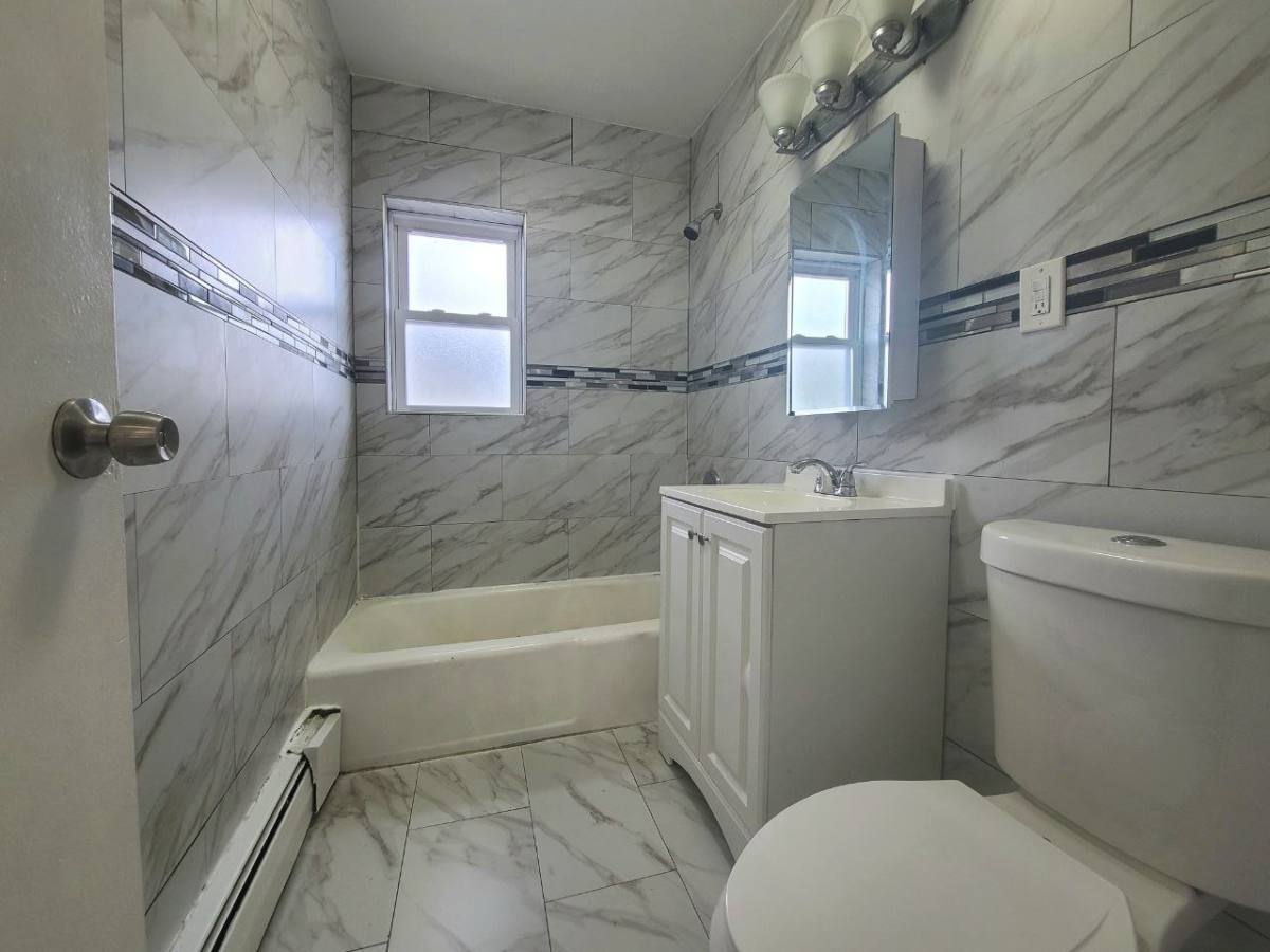 Apartment for rent at 479 Roseville Ave, Newark, NJ 07107