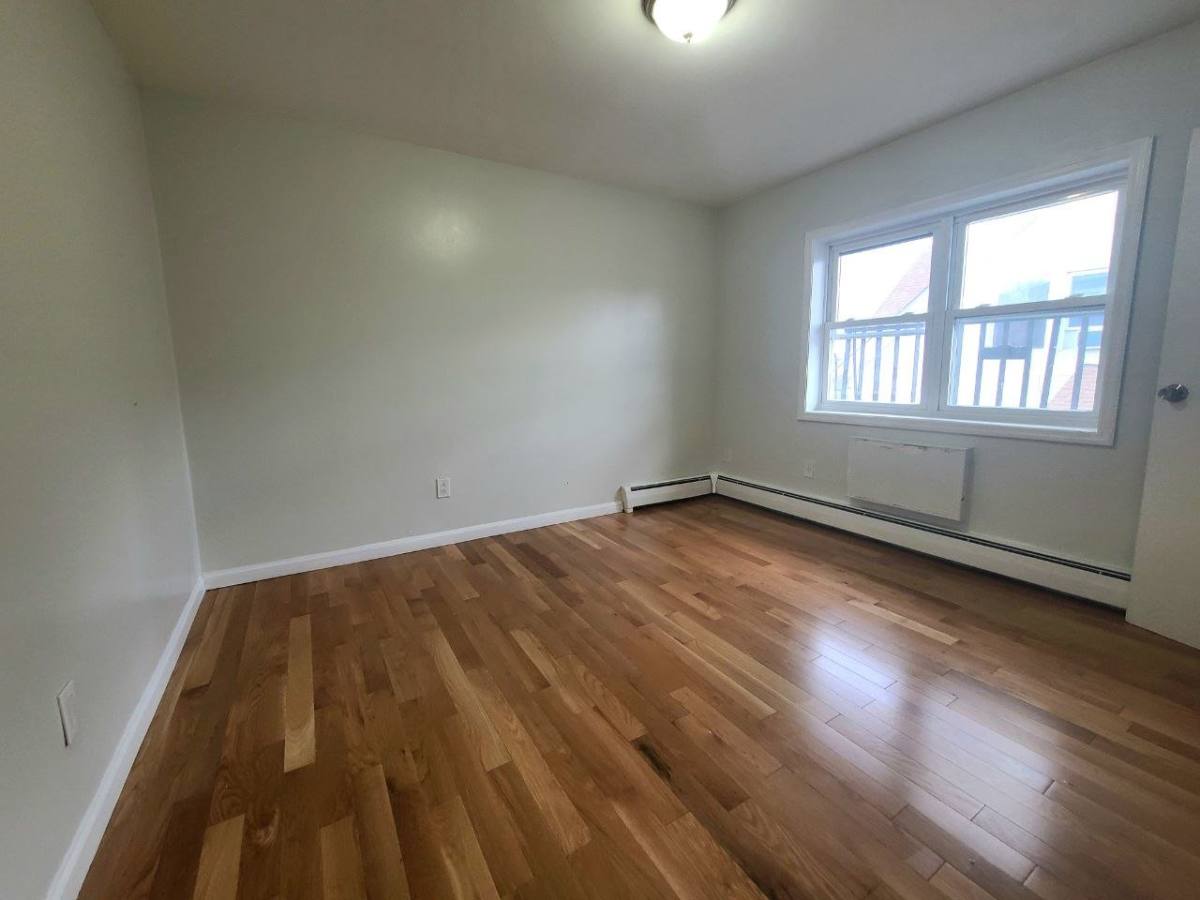 Apartment for rent at 479 Roseville Ave, Newark, NJ 07107