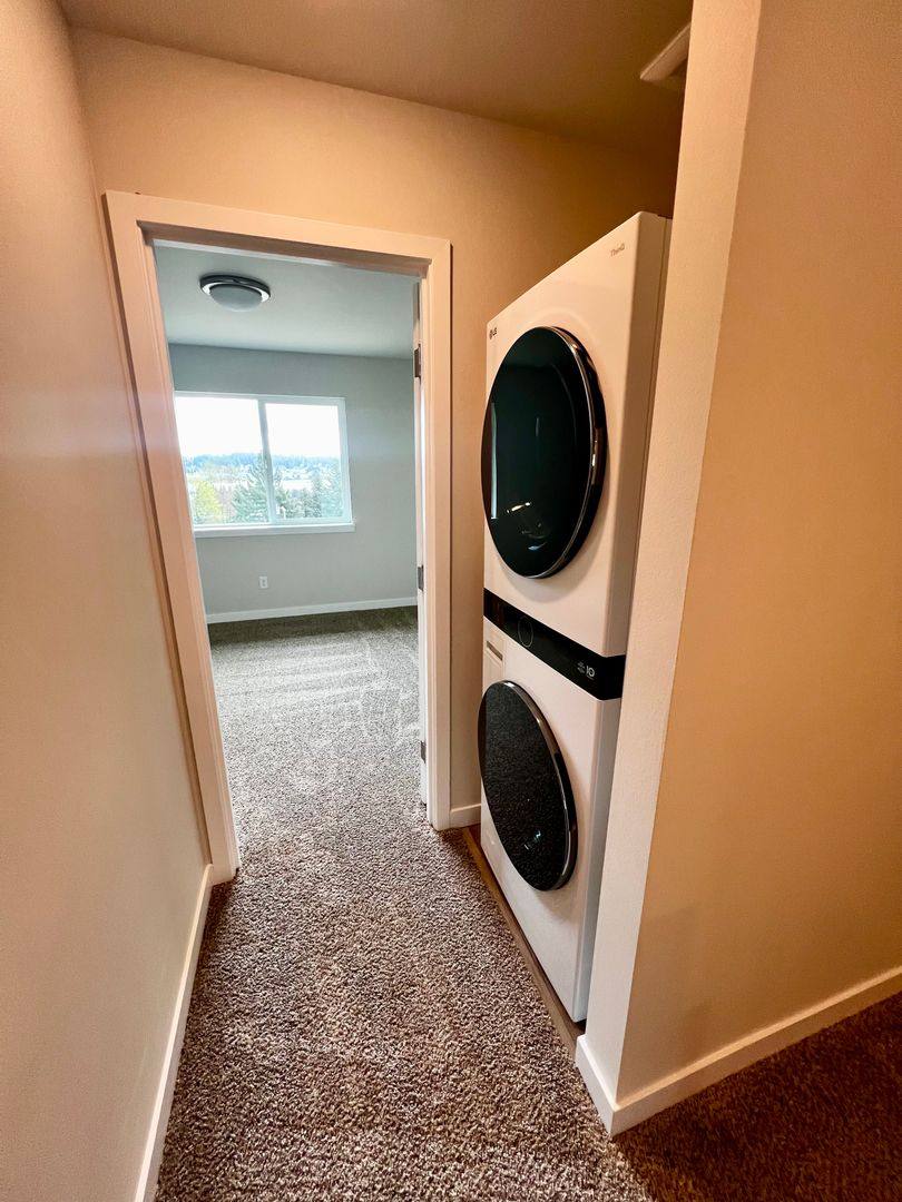 Apartment for rent at 9218 Conroy Place, Silverdale, WA 98383