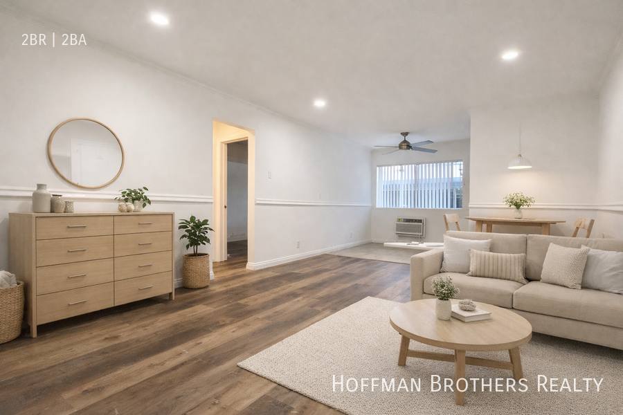 Apartment for rent at 10839 Morrison St #16, North Hollywood, CA 91601