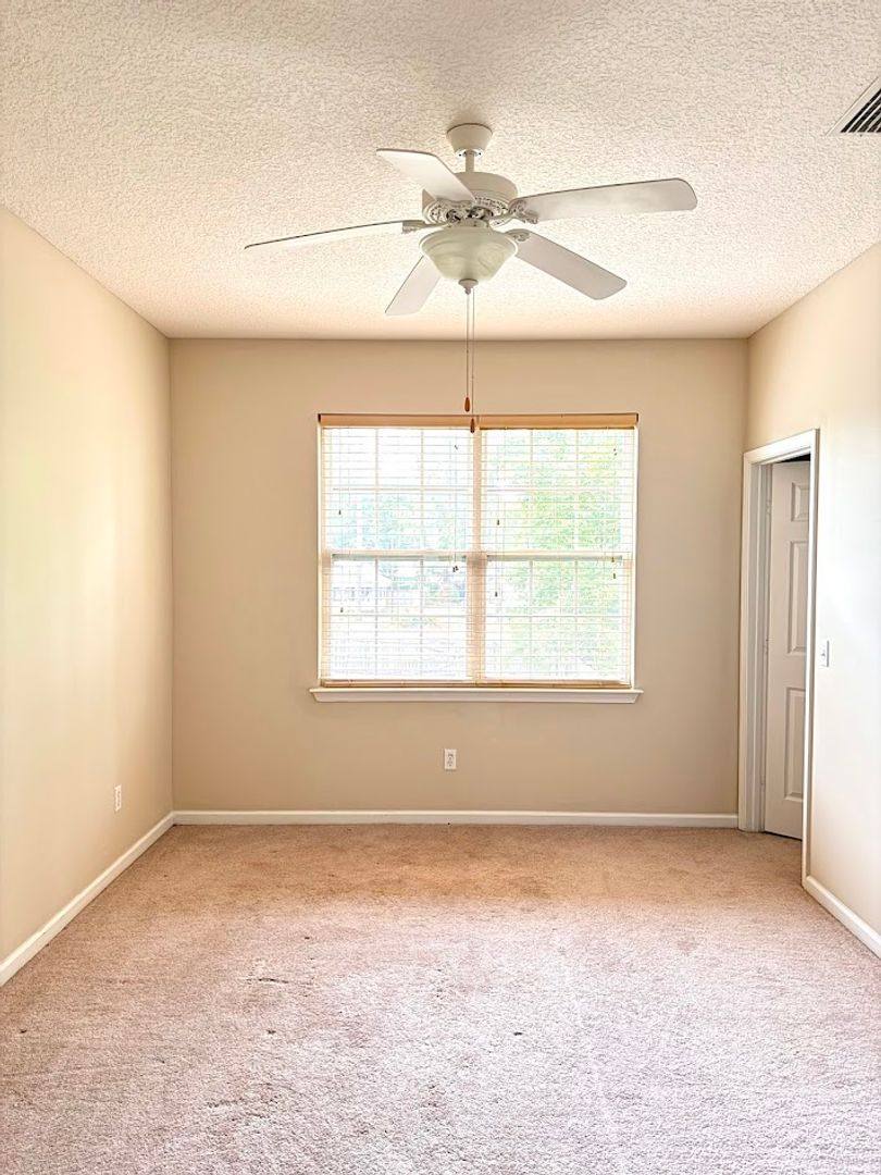 Townhouse for rent at 216 Inlet Reach Circle, Saint Marys, GA 31558