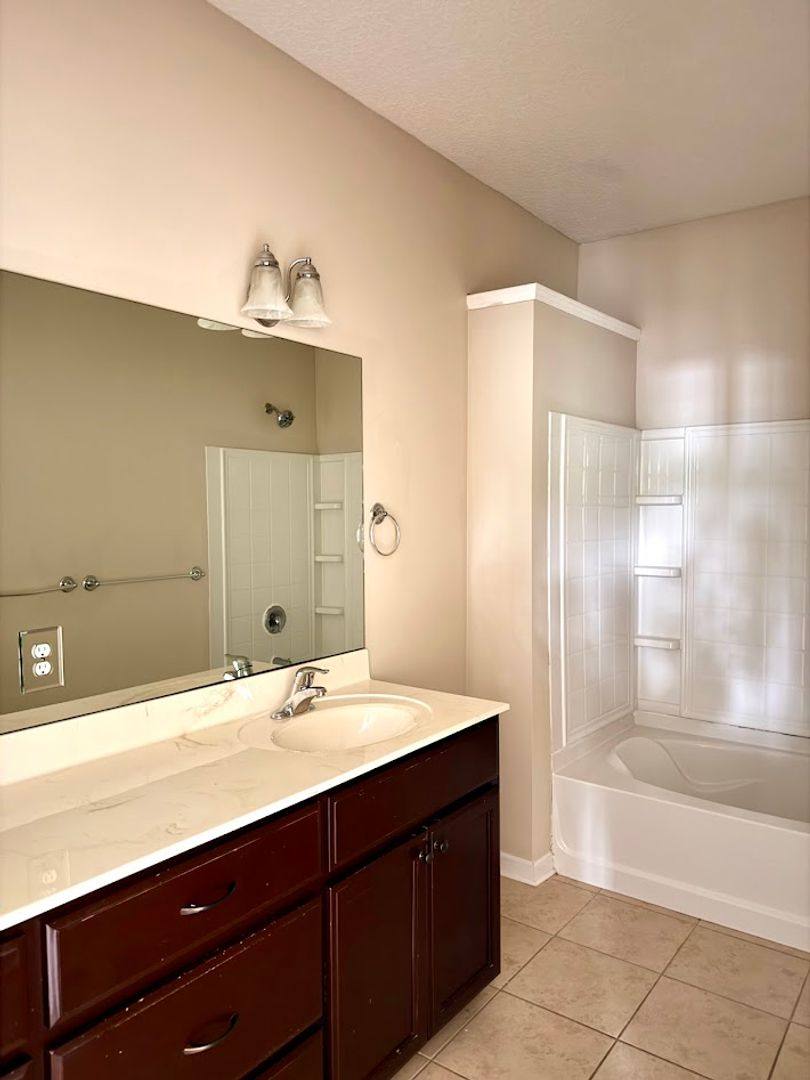 Townhouse for rent at 216 Inlet Reach Circle, Saint Marys, GA 31558