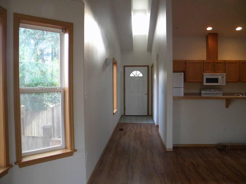 Apartment for rent at 119 107th St SW #B, Everett, WA 98204