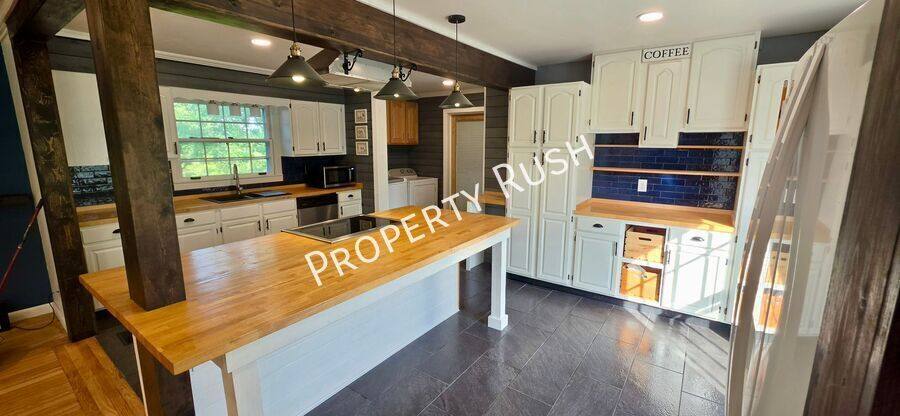 House for rent at 3229 Westonia Dr, Chattanooga, TN 37412