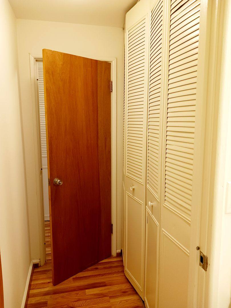 Apartment for rent at 5747 N Winthrop Ave, Chicago, IL 60660