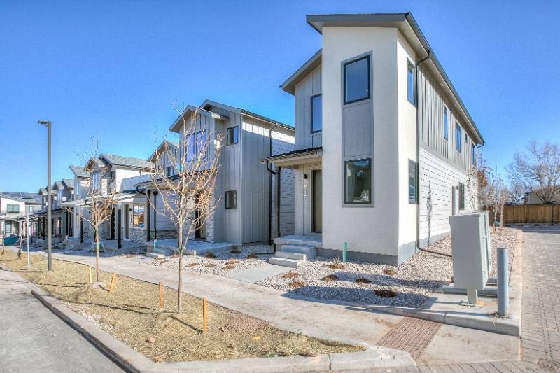 Townhouse for rent at 817 Cherokee Dr, Fort Collins, CO 80525