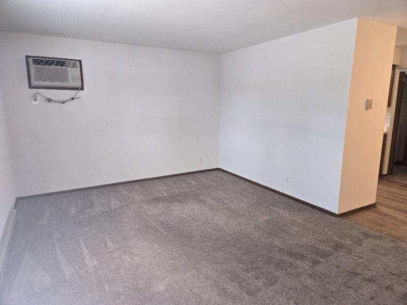 Apartment for rent at 4030 Elmhurst Rd, Toledo, OH 43613