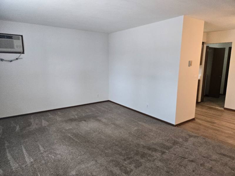 Apartment for rent at 4030 Elmhurst Rd, Toledo, OH 43613