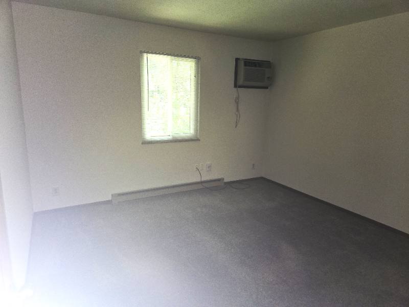 Apartment for rent at 4030 Elmhurst Rd, Toledo, OH 43613