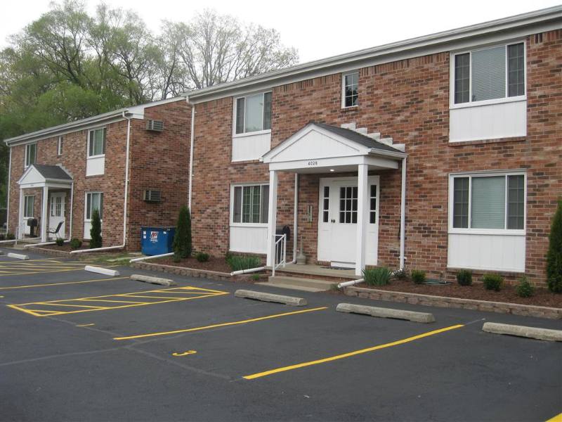 Apartment for rent at 4030 Elmhurst Rd, Toledo, OH 43613