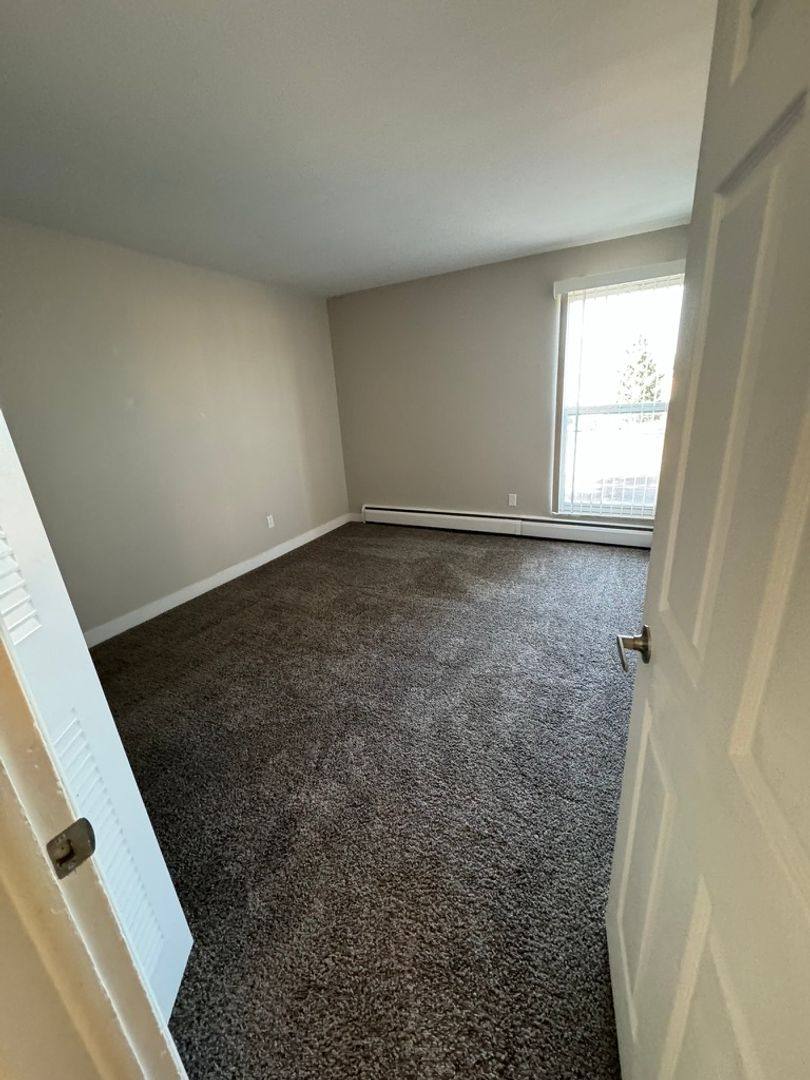 Apartment for rent at 3209 E Fountain Blvd #102-B, Colorado Springs, CO 80910