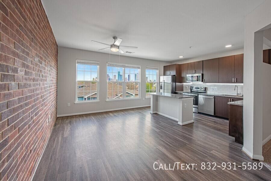 Apartment for rent at 225 S Heights Blvd #ABH2, Houston, TX 77007